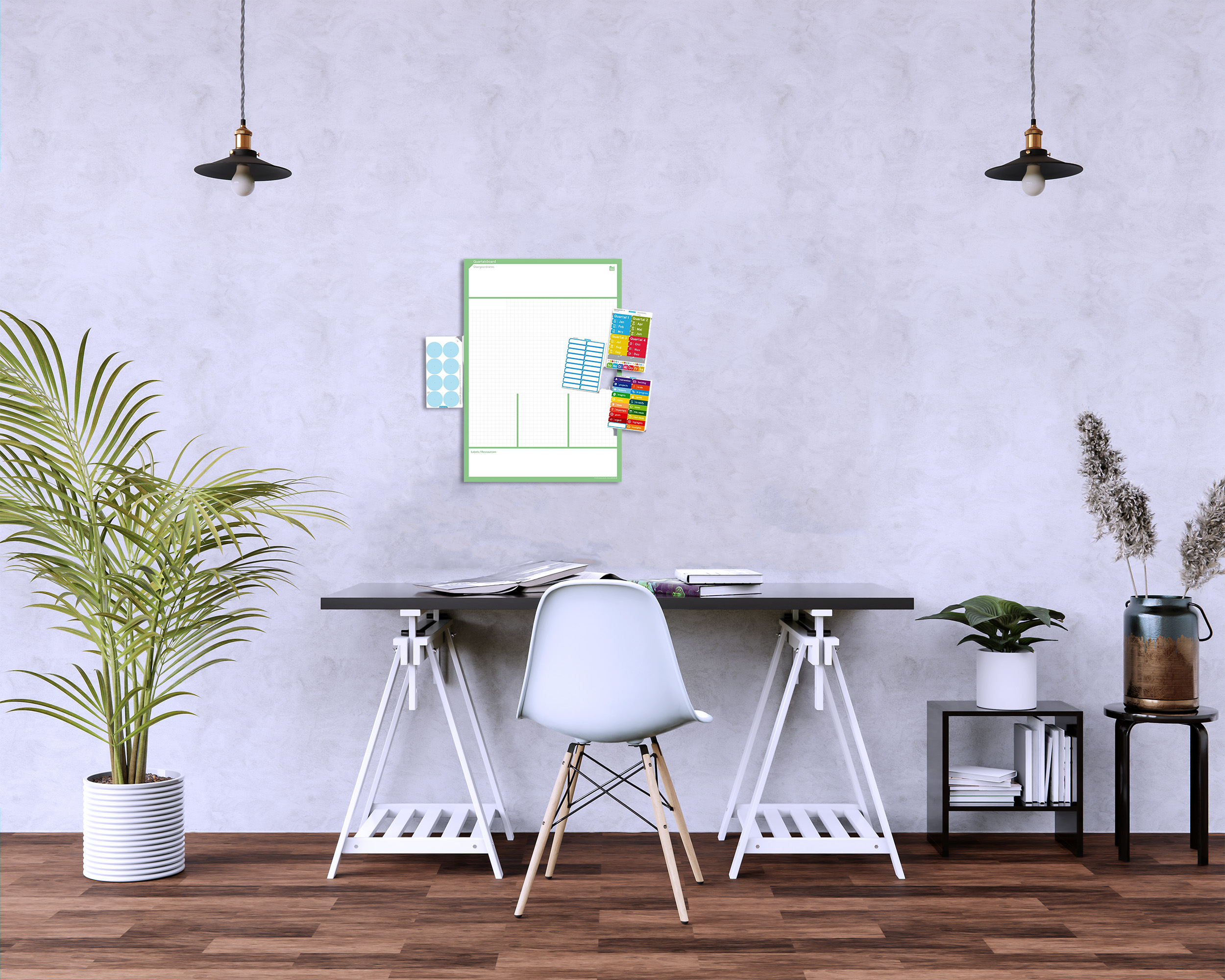 QuartalsBoard A2h über einem Schreibtisch an der Wand